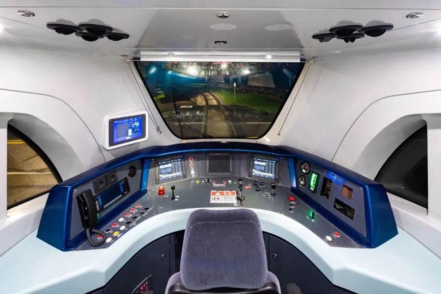 歐州向け輸出の初の2階建て高速鉄道車(chē)両がラインオフ　湖南省