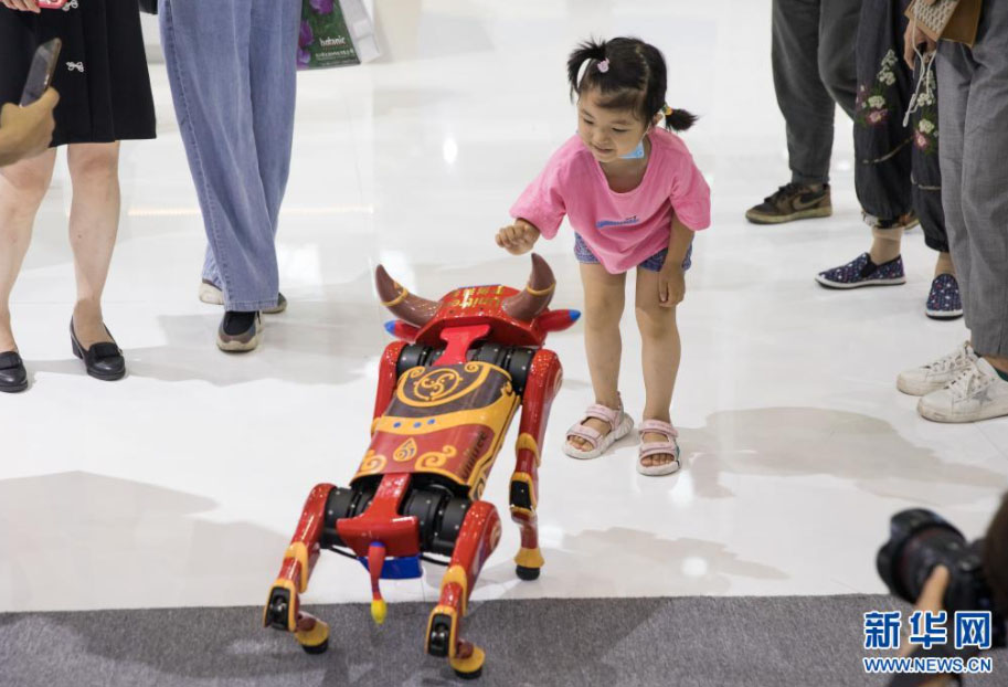 中國?中東歐諸國博覧會が開幕