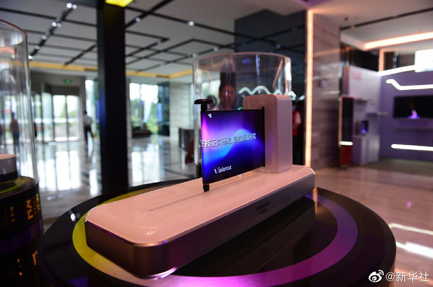 中國(guó)の新型ディスプレーがシェア4割　産業(yè)規(guī)模世界一