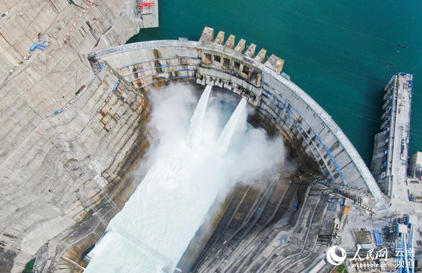 白鶴灘水力発電所、発電機(jī)第1弾が発電開始