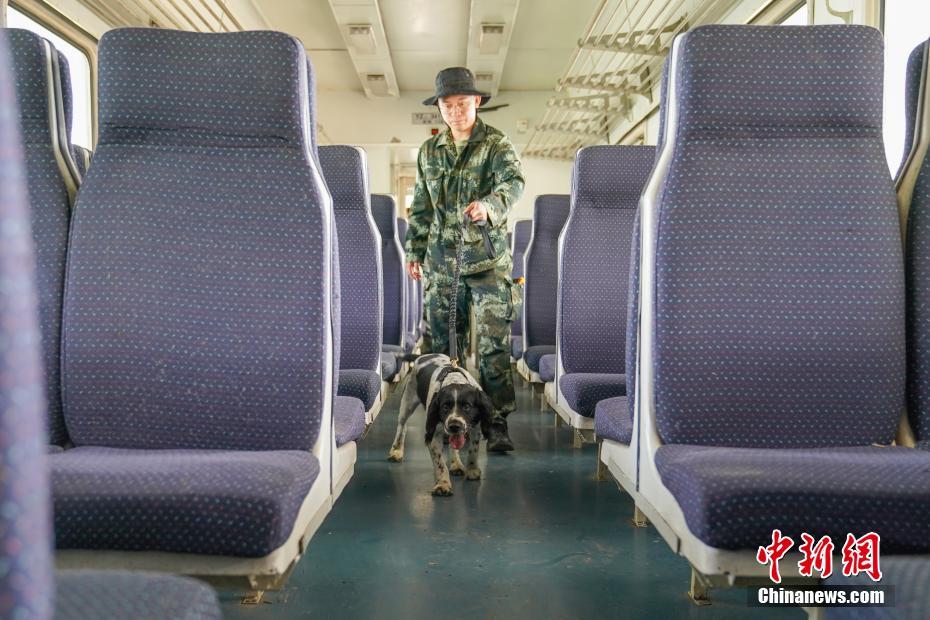 ハルビンの警察犬訓練基地を訪ねて　黒竜江省