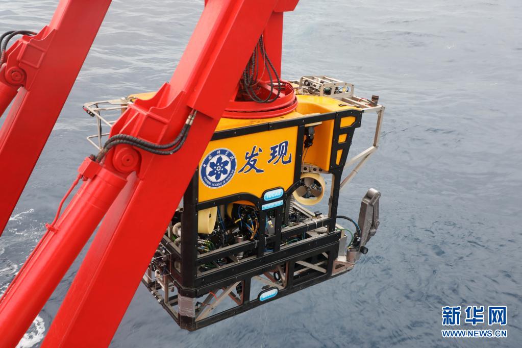 実験室を海底に運(yùn)ぶ科學(xué)調(diào)査船「科學(xué)」號(hào)