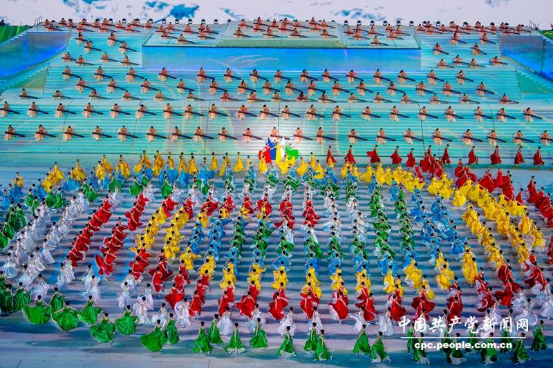 北京で中國共産黨創(chuàng)立100周年を祝う蕓術(shù)公演