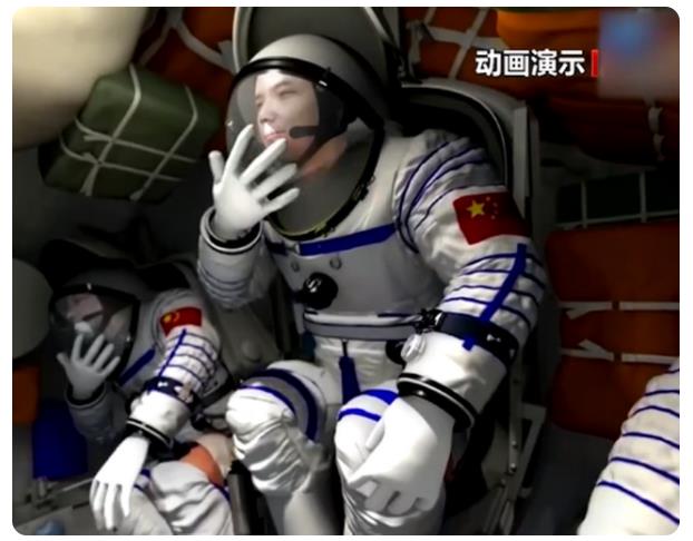宇宙飛行士の尿もリサイクルして再利用！