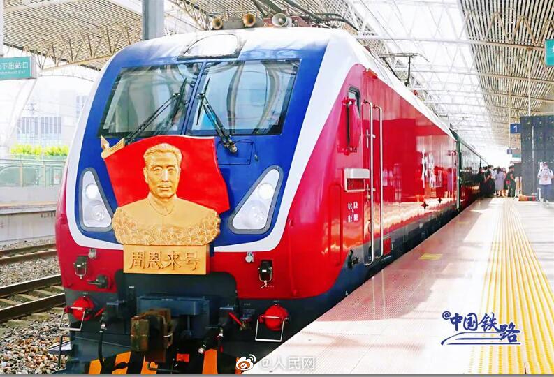 上海から嘉興への道を再び！100年前のレトロな木製內(nèi)裝列車