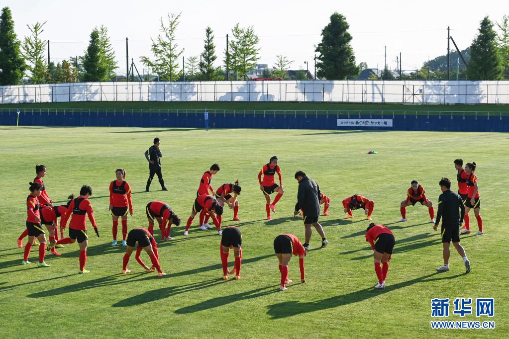 中國女子サッカー代表が練習(xí)開始　日本宮城県