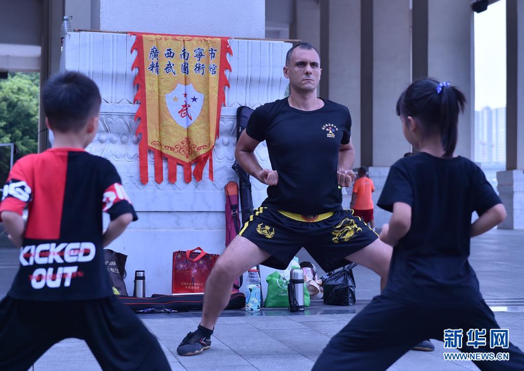 ブルース?リーに憧れブラジルから中國にやって來たモラスさん