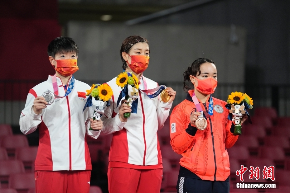 東京五輪卓球女子で陳夢(mèng)選手が金　銀の孫選手は伊藤選手に感謝の言葉