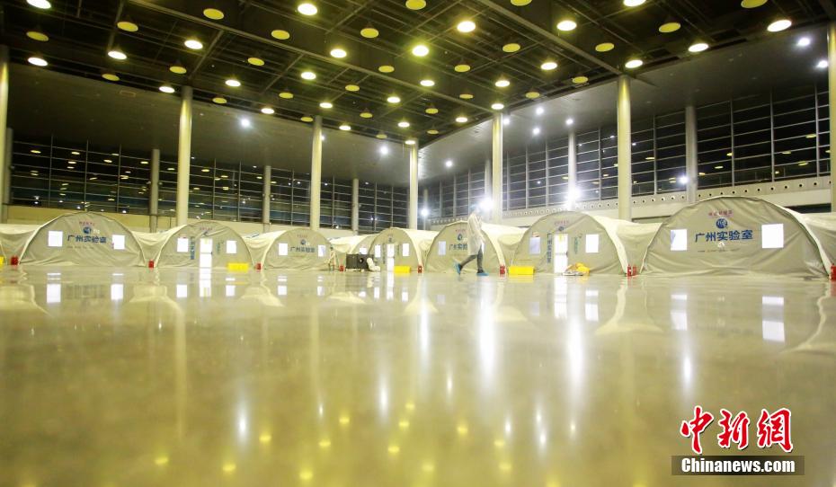 24時(shí)間體制でコロナと闘うPCR検査施設(shè)「猟鷹號(hào)」実験室　江蘇省揚(yáng)州