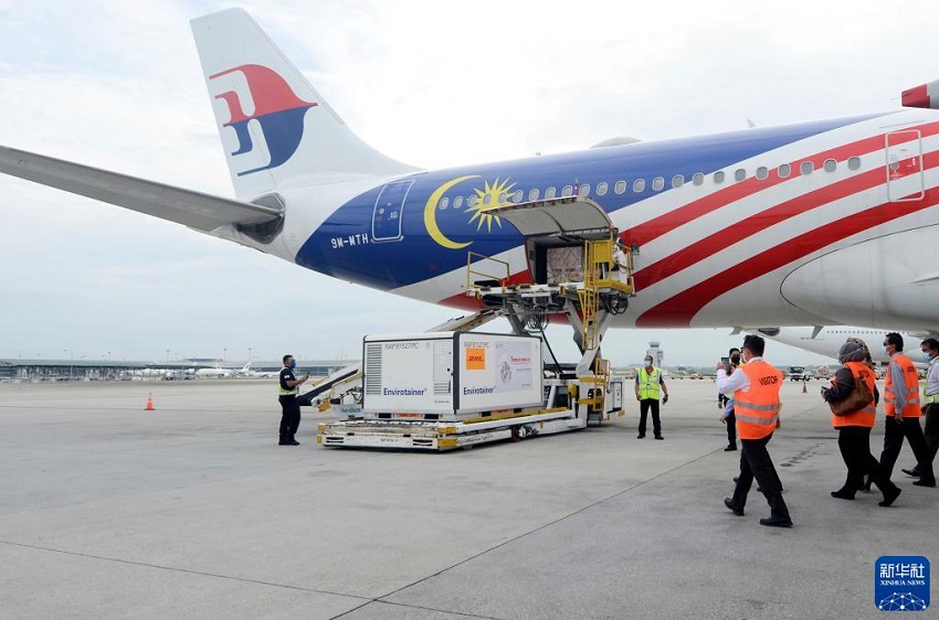 中國康希諾製新型コロナワクチンの第1陣がマレーシアに到著