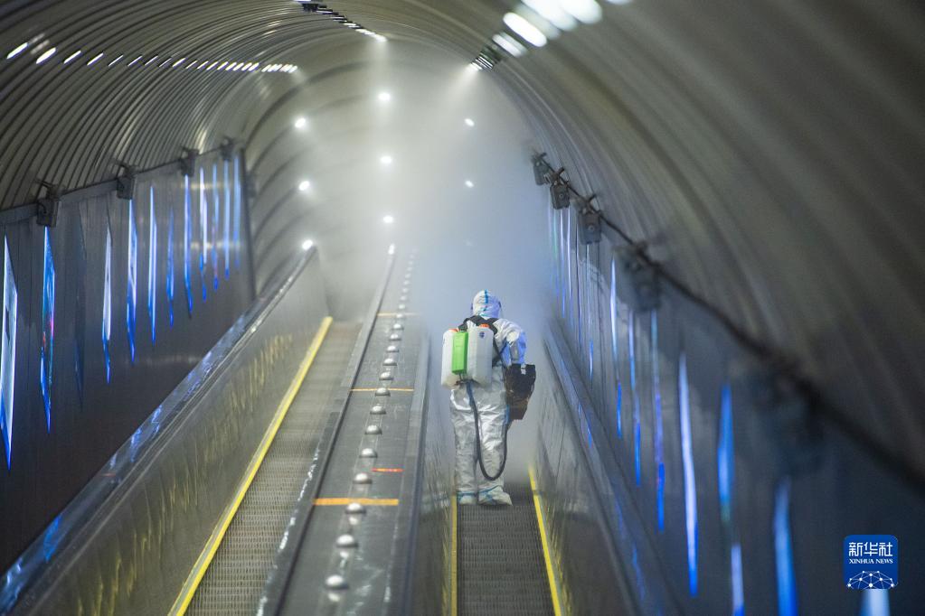 張家界景勝地、消毒作業(yè)を終え営業(yè)再開へ　湖南省