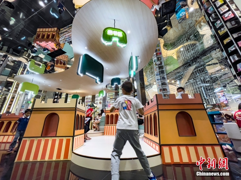 「鐘書閣」新店舗が北京市望京にオープン