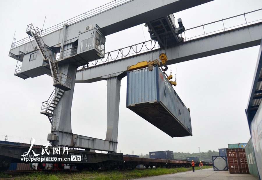 江西省九江から初の「中歐班列」が出発