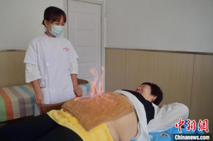  體重200キロ以上の肥満女性が9ヶ月で90キロ減量