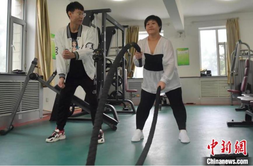  體重200キロ以上の肥満女性が9ヶ月で90キロ減量