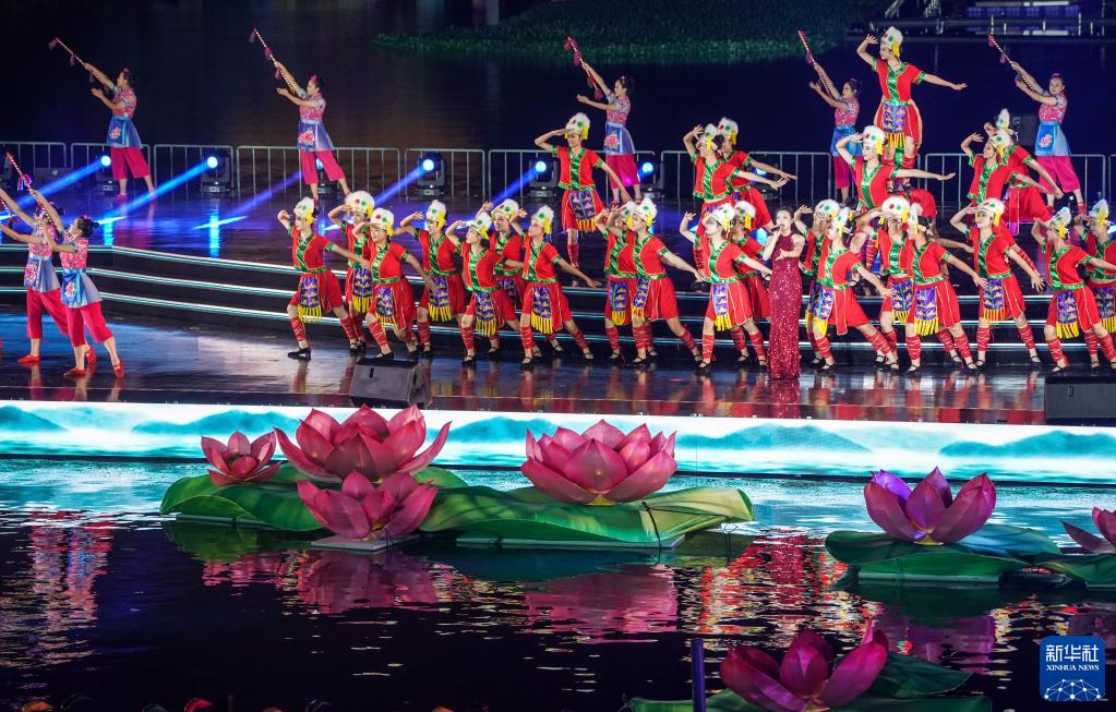 2021年臺(tái)灣海峽両岸（崑山）中秋燈會(huì)が開幕　江蘇省昆山