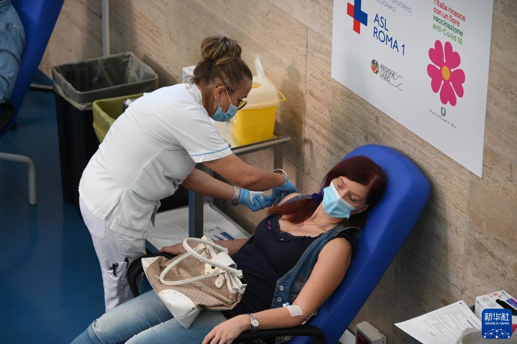 イタリアが新型コロナワクチンのブースター接種を開始