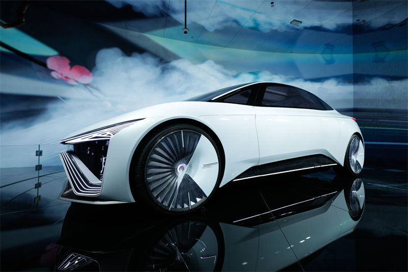 開(kāi)催直前！2020年ドバイ萬(wàn)博?中國(guó)館を?qū)懻妞且?jiàn)てみよう！（2）