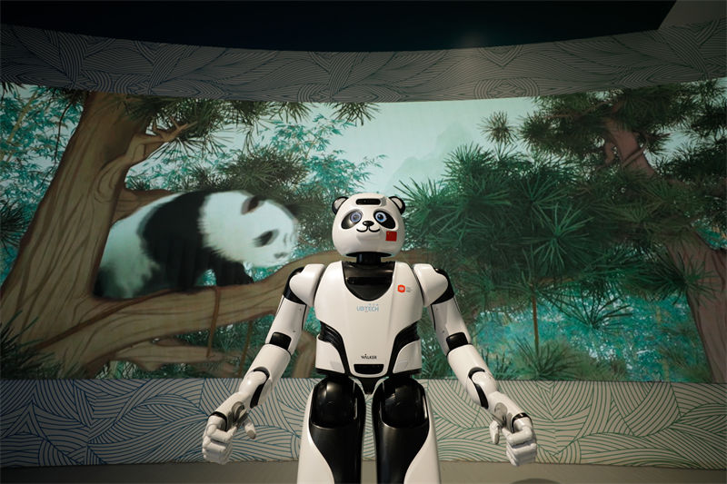 開(kāi)催直前！2020年ドバイ萬(wàn)博?中國(guó)館を?qū)懻妞且?jiàn)てみよう?。?）