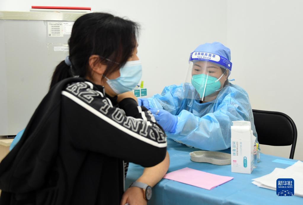 新型コロナワクチンのブースター接種を?qū)g施中　北京市