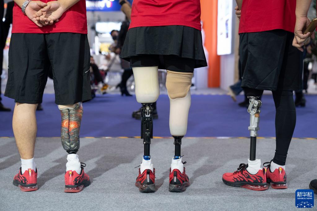 中國國際福祉博覧會で展示された様々な補裝具