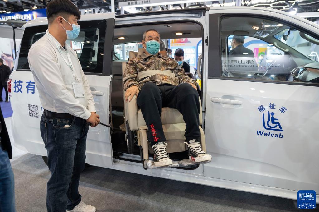 中國國際福祉博覧會で展示された様々な補裝具