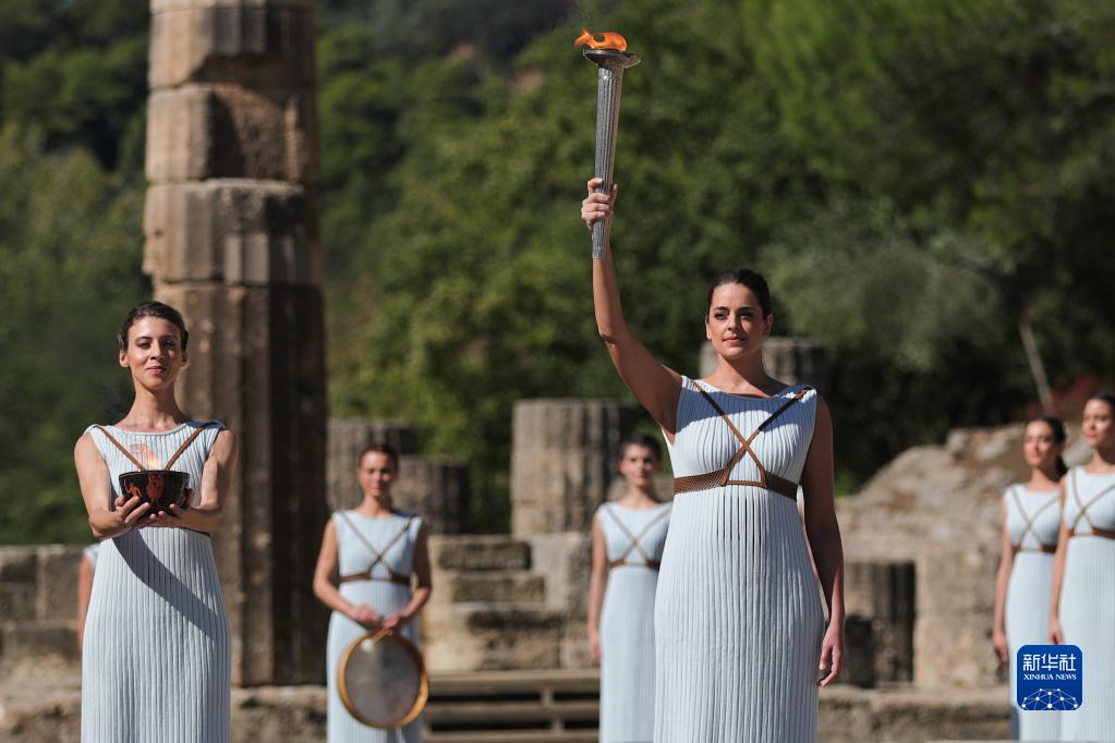 ギリシアで北京冬季五輪の聖火の採(cǎi)火式