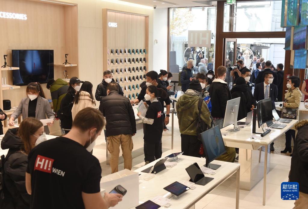 ファーウェイの旗艦店がオーストリアの首都ウィーンにオープン