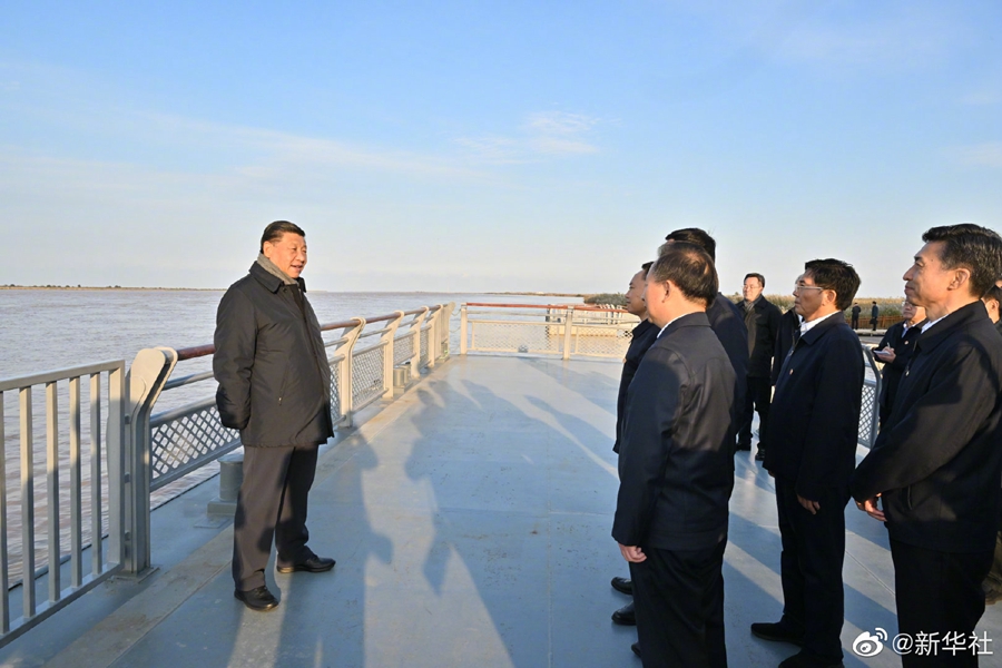 習(xí)近平総書記が山東省東営市で黃河の河口を視察