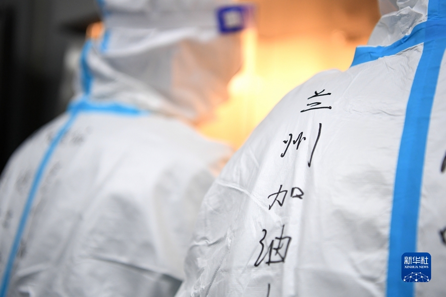 ウイルスとの「競(jìng)走」　PCR検査実験室を訪ねて