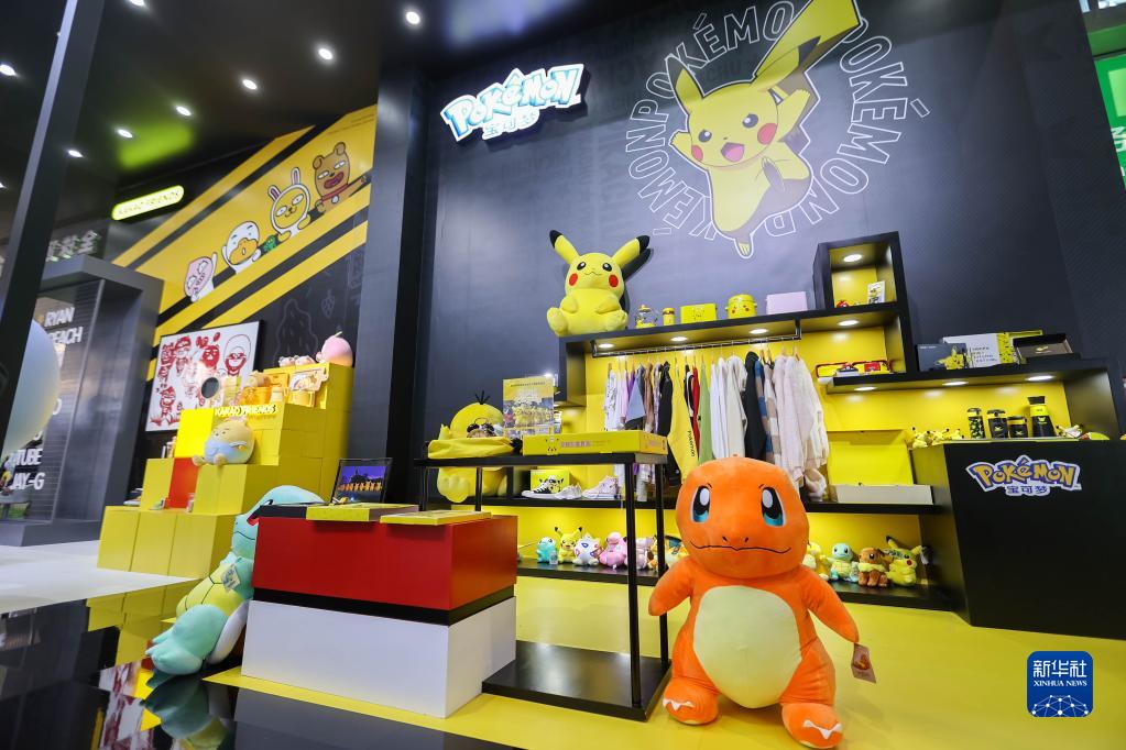 経済を後押しする「目に見えぬ品」展示する第4回輸入博サービス貿(mào)易展示エリア