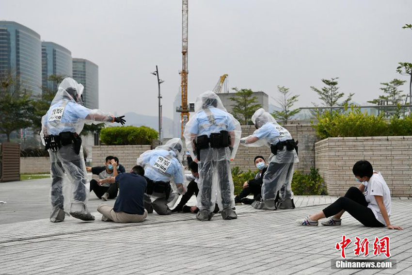 香港の高速鉄道駅で部門の垣根超えた反テロ責任チームが訓練