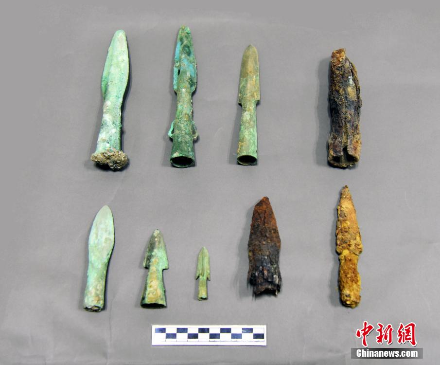 漢?晉の時代の石造建築の遺跡発見　四川省理県