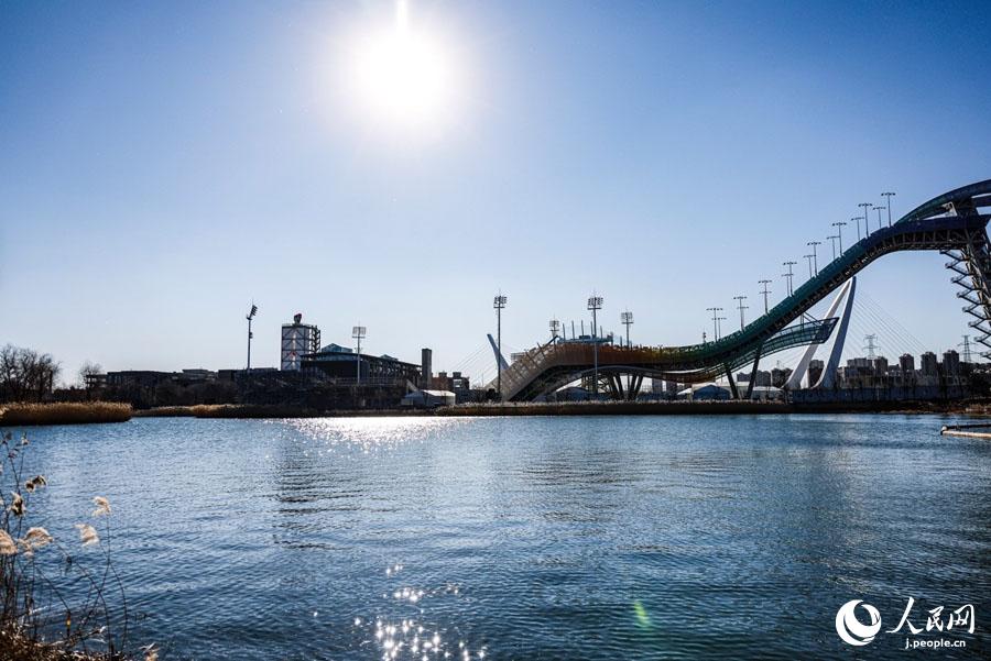 冬季五輪開催を靜かに待つ首鋼園區(qū)　北京