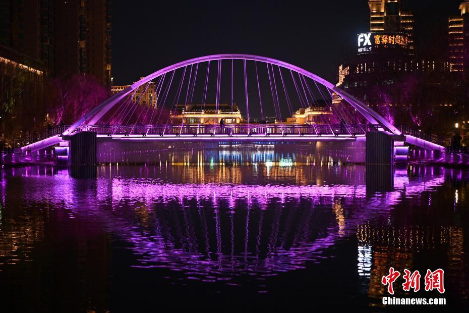 北京を美しく彩る亮馬河國際風(fēng)情水岸