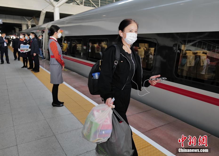 江西省贛州と広東省深センを1時間49分で結(jié)ぶ贛深高速鉄道が開通