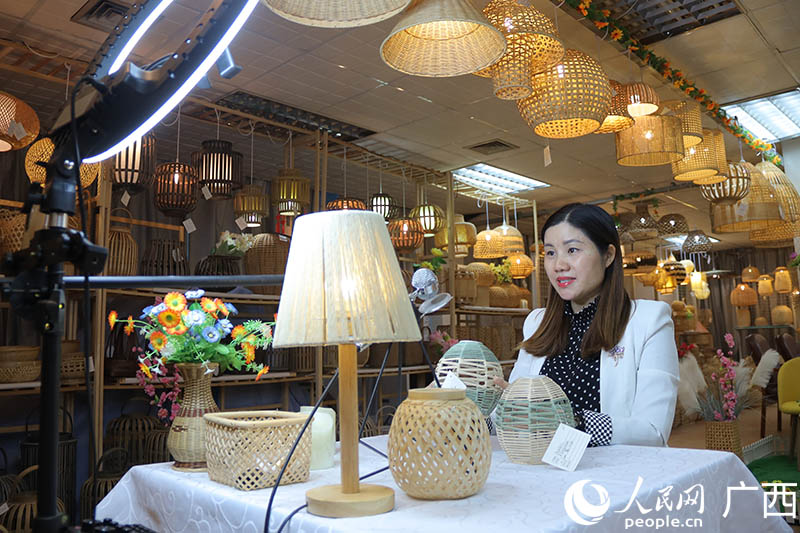 広西チワン族自治區(qū)の竹細工が大産業(yè)に