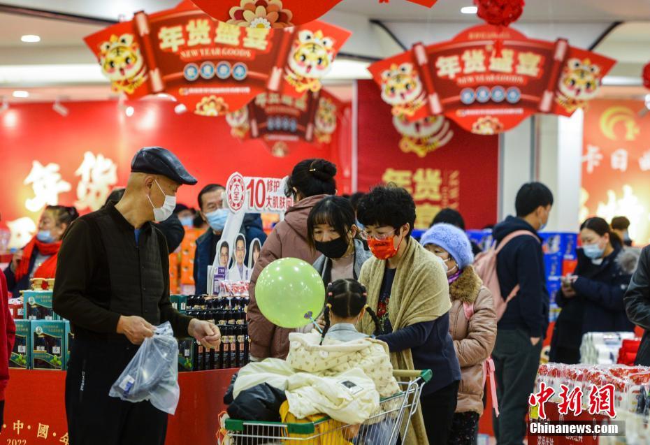 ここで全部揃えよう！ウルムチに「正月用品街」登場(chǎng)　新疆