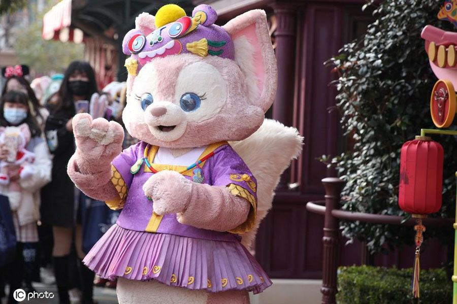 春節(jié)モードに入った上海ディズニーランド