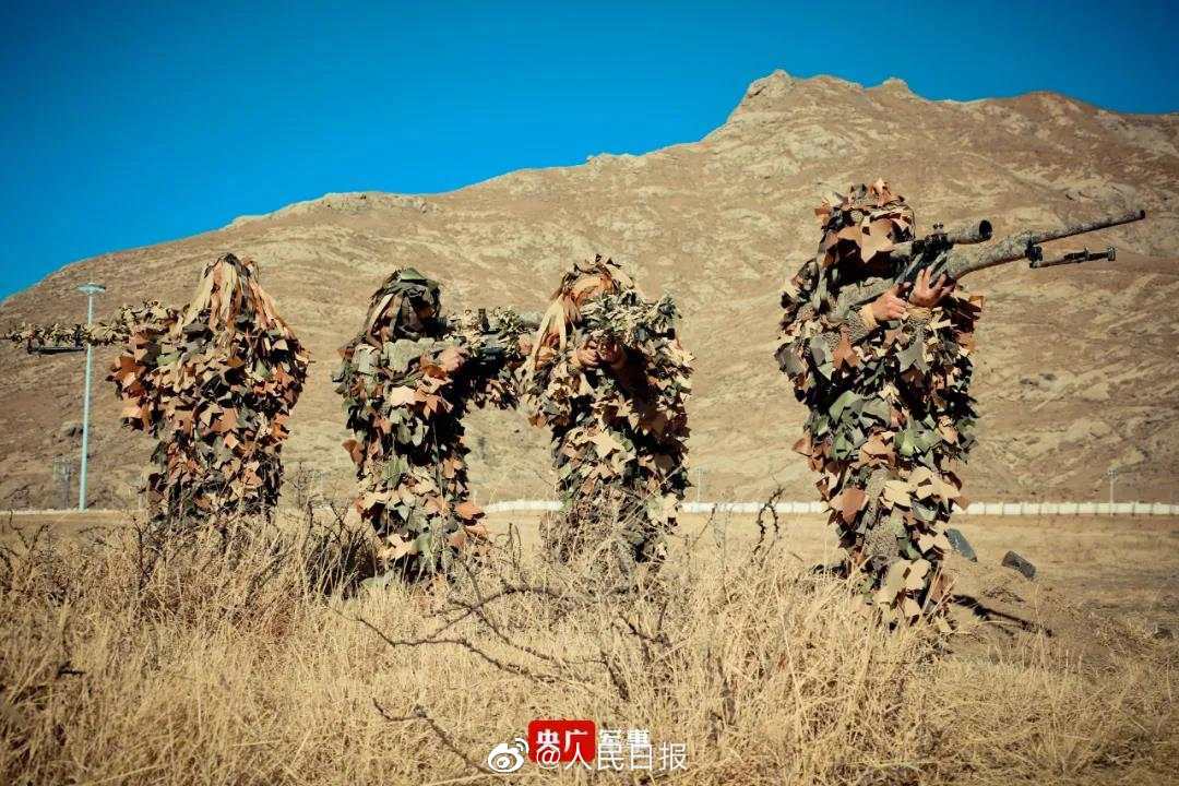 標(biāo)高3600メートル地點(diǎn)で訓(xùn)練に勵(lì)む精鋭偵察兵たち