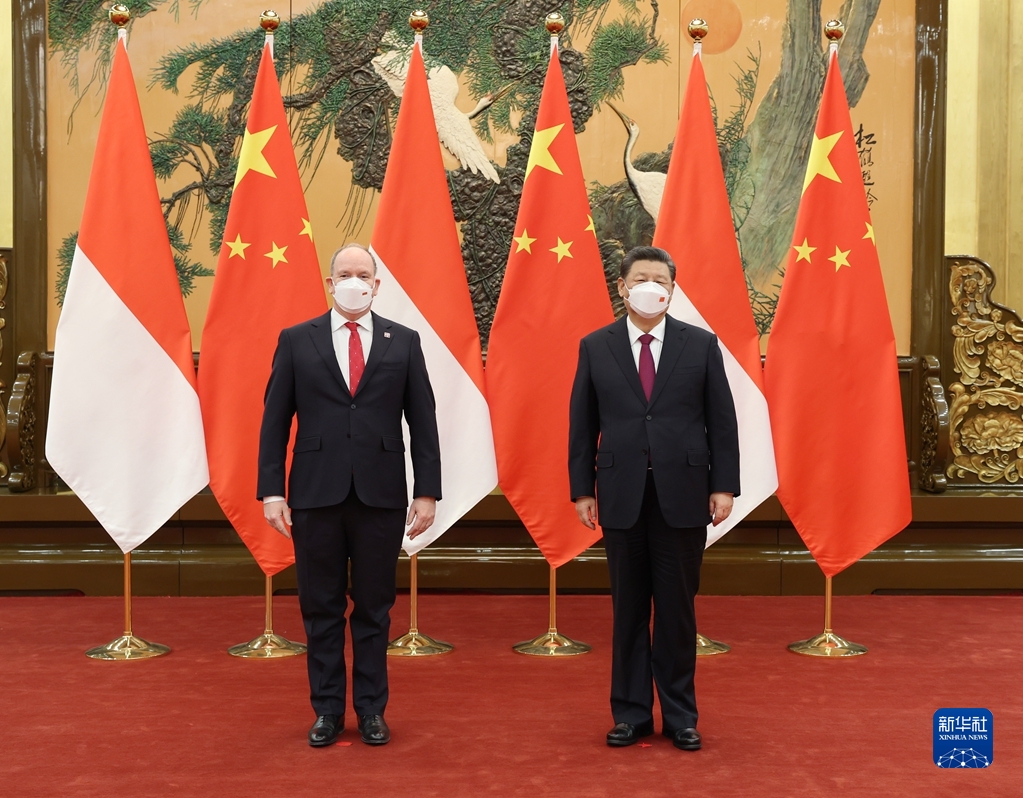 習近平國家主席がモナコ公國のアルベール2世大公と會談、雙子のためにビンドゥンドゥンを2つ用意