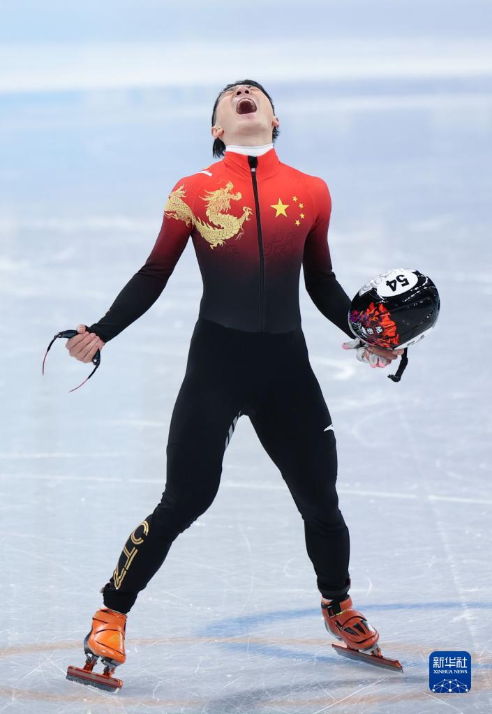 北京五輪ショートトラック男子1000メートル決勝　中國の任子威選手が金