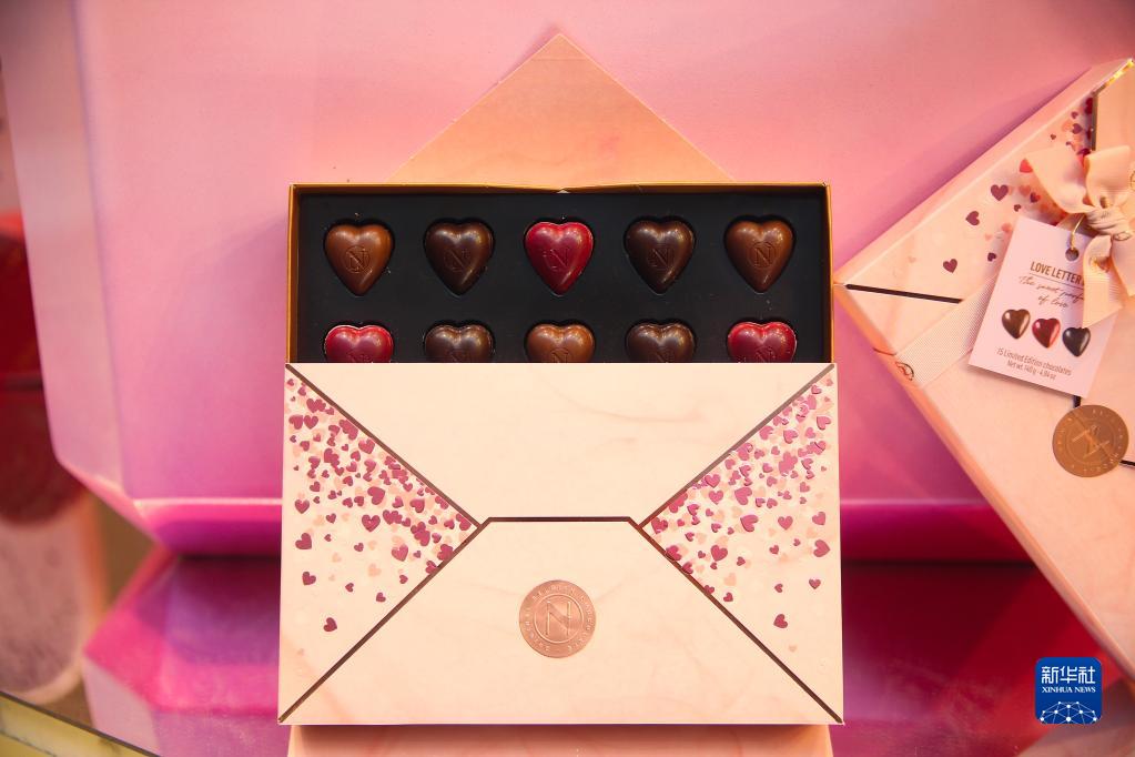 ベルギー、ロマンティックな「バレンタイン?チョコ」が店頭に