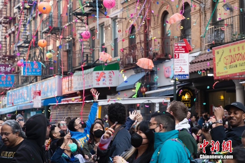 チャイナタウンで新春祝うニューヨーク市民　米國