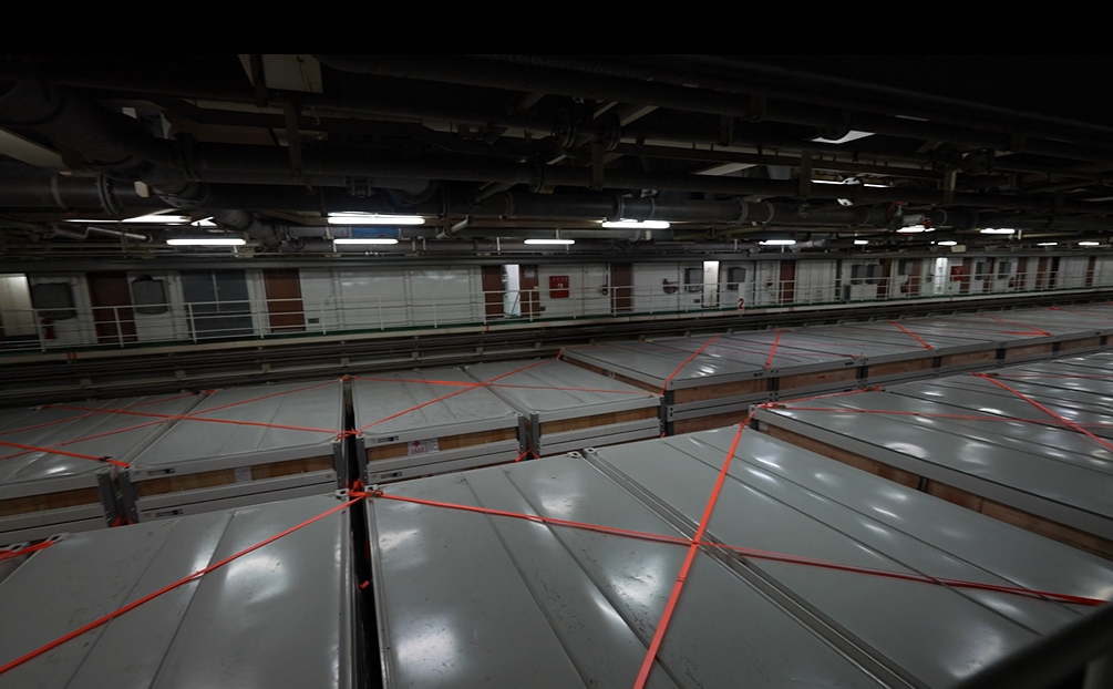 救援物資輸送の中國海軍艦隊がトンガ到著