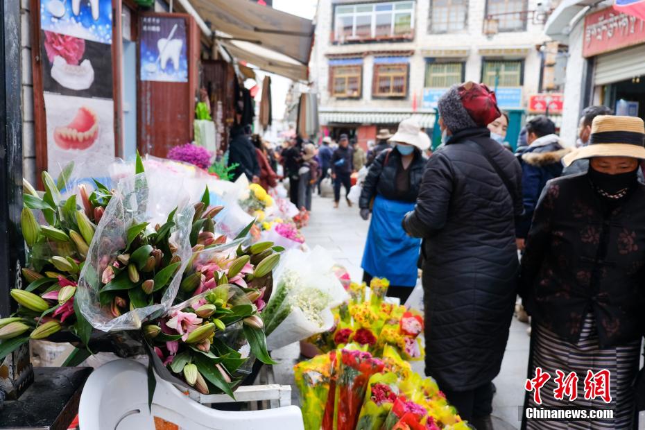 「チベット暦新年」控え年越しムード満載に　チベット自治區(qū)ラサ