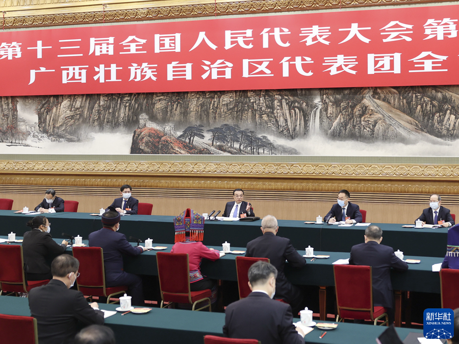 李克強(qiáng)総理「経済?社會(huì)の持続的で健全な発展を促進(jìn)」