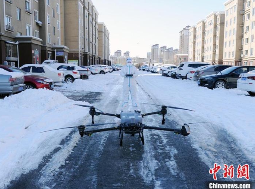 コミュニティ感染対策に消毒液散布ドローンが活躍　吉林省長(zhǎng)春