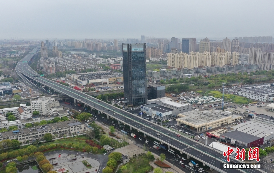 中國初のハイレベル自動(dòng)運(yùn)転対応スマート高速道路が開通