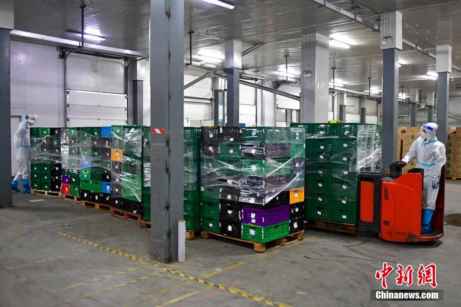 臨時倉庫から配達(dá)員まで！物資配送渋滯箇所の輸送力アップに盡力　上海市